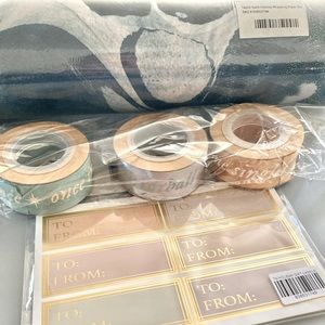 Taylor Swift “folklore album” gift wrapping set